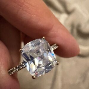 Elegant Silver CZ Ring